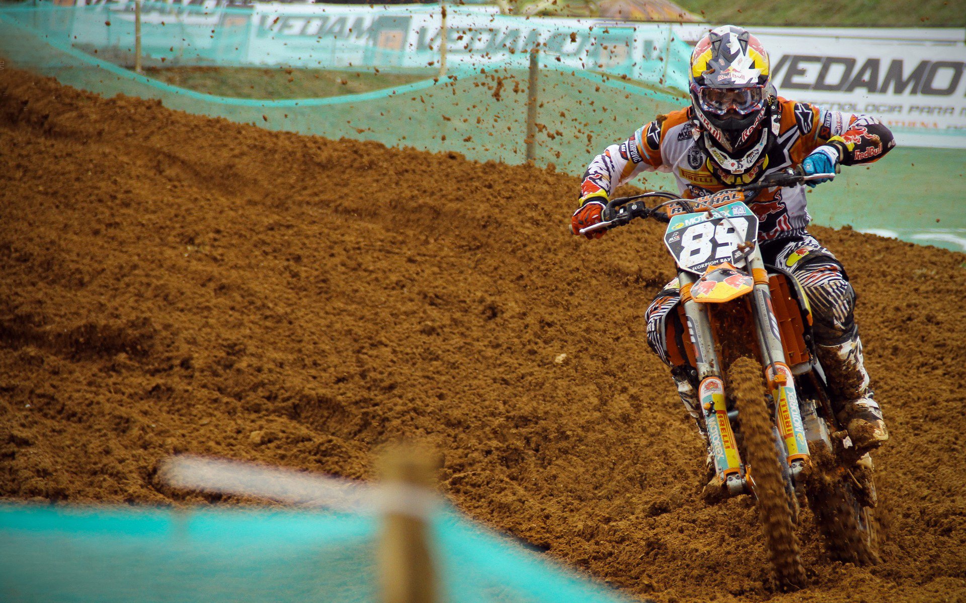 佛罗伦萨碾压巴黎，当NBA季后赛的硝烟飘过欧洲古城