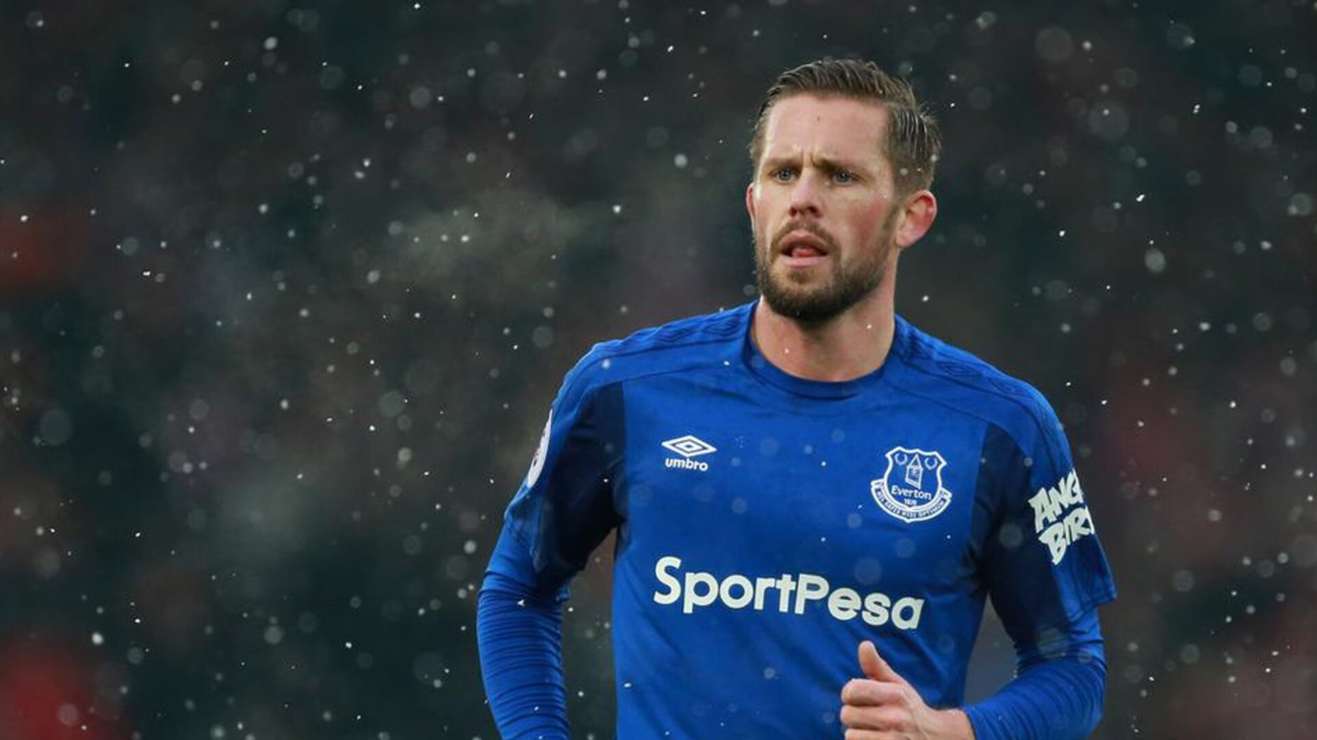 当汽车城铁蹄踏碎关东铁骑，一场跨越文化的篮球镜像战争